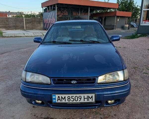 Синій Хендай Лантра, об'ємом двигуна 2 л та пробігом 423 тис. км за 2400 $, фото 1 на Automoto.ua