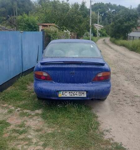 Синий Хендай Лантра, объемом двигателя 1.6 л и пробегом 300 тыс. км за 1850 $, фото 1 на Automoto.ua