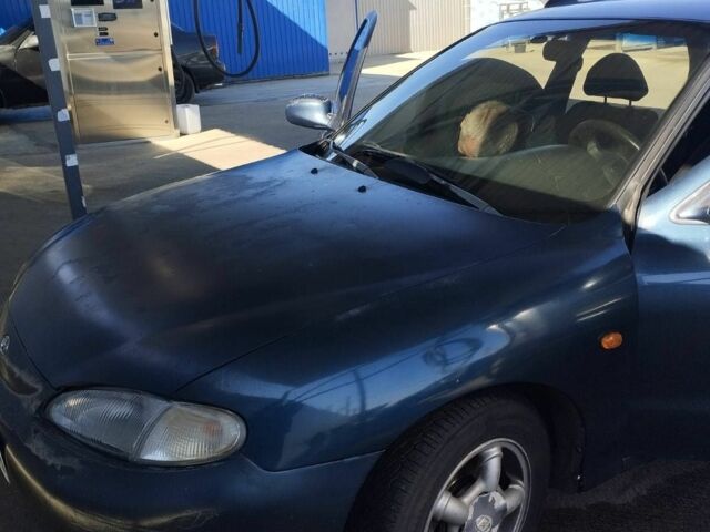 Синій Хендай Лантра, об'ємом двигуна 0 л та пробігом 334 тис. км за 1200 $, фото 1 на Automoto.ua