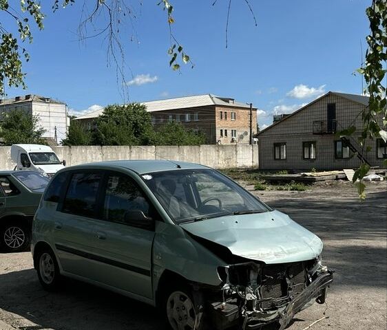 Бежевий Хендай Матрікс, об'ємом двигуна 1.6 л та пробігом 140 тис. км за 1700 $, фото 1 на Automoto.ua