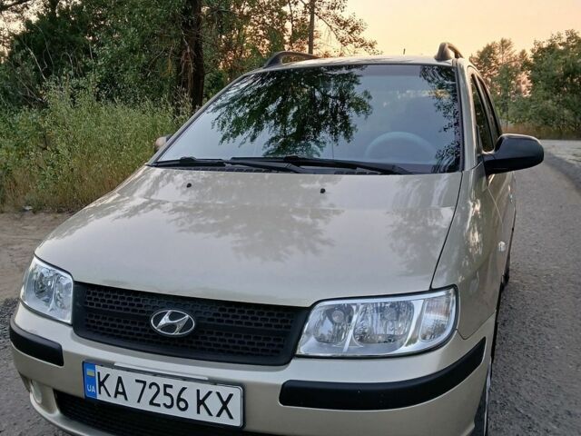 Бежевий Хендай Матрікс, об'ємом двигуна 1.8 л та пробігом 256 тис. км за 5800 $, фото 1 на Automoto.ua