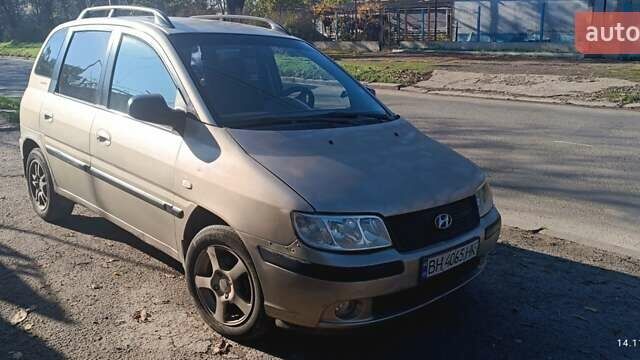 Бежевый Хендай Матрикс, объемом двигателя 1.5 л и пробегом 270 тыс. км за 2900 $, фото 1 на Automoto.ua