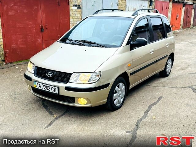 Бежевый Хендай Матрикс, объемом двигателя 1.6 л и пробегом 280 тыс. км за 3900 $, фото 1 на Automoto.ua