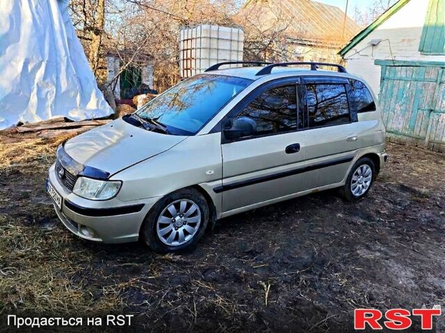 Бежевий Хендай Матрікс, об'ємом двигуна 1.5 л та пробігом 230 тис. км за 2500 $, фото 1 на Automoto.ua