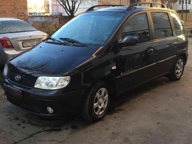 Черный Хендай Матрикс, объемом двигателя 1.6 л и пробегом 181 тыс. км за 3500 $, фото 1 на Automoto.ua