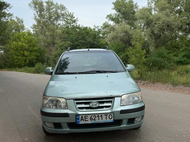 Черный Хендай Матрикс, объемом двигателя 1.6 л и пробегом 240 тыс. км за 2999 $, фото 1 на Automoto.ua