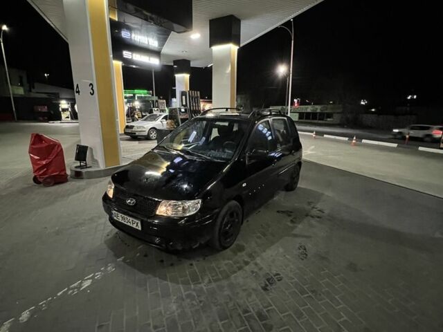 Чорний Хендай Матрікс, об'ємом двигуна 0 л та пробігом 300 тис. км за 1400 $, фото 1 на Automoto.ua