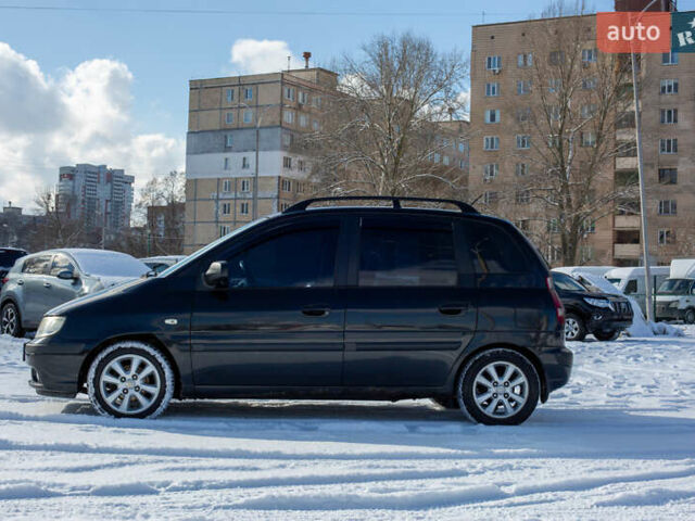Черный Хендай Матрикс, объемом двигателя 1.5 л и пробегом 450 тыс. км за 2900 $, фото 1 на Automoto.ua