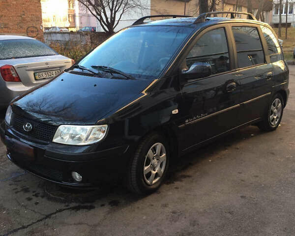 Черный Хендай Матрикс, объемом двигателя 1.6 л и пробегом 180 тыс. км за 3500 $, фото 1 на Automoto.ua