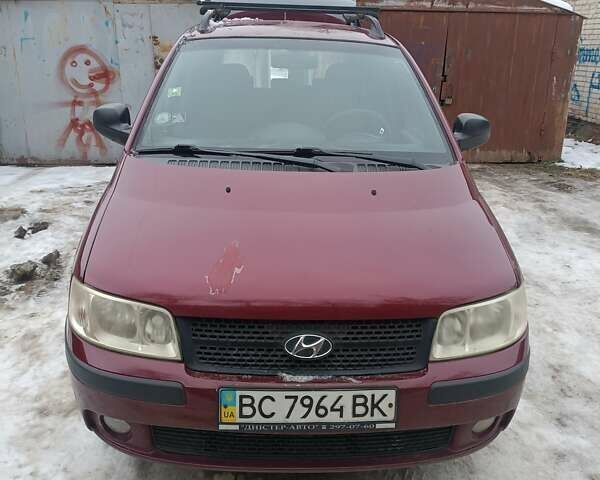 Красный Хендай Матрикс, объемом двигателя 1.6 л и пробегом 173 тыс. км за 4500 $, фото 1 на Automoto.ua