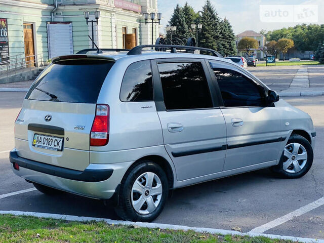 Сірий Хендай Матрікс, об'ємом двигуна 1.8 л та пробігом 217 тис. км за 5400 $, фото 1 на Automoto.ua