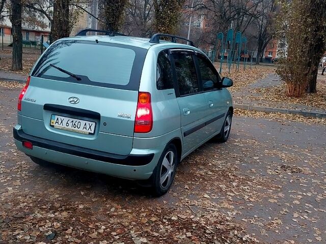 Серый Хендай Матрикс, объемом двигателя 1.6 л и пробегом 215 тыс. км за 4300 $, фото 1 на Automoto.ua