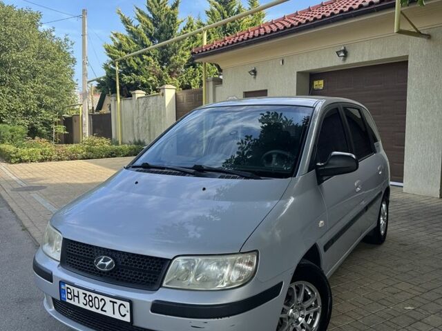 Сірий Хендай Матрікс, об'ємом двигуна 1.6 л та пробігом 220 тис. км за 4000 $, фото 1 на Automoto.ua