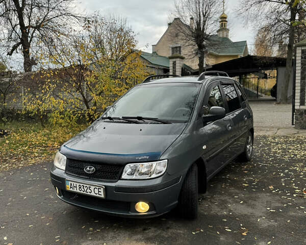 Сірий Хендай Матрікс, об'ємом двигуна 1.6 л та пробігом 130 тис. км за 3700 $, фото 1 на Automoto.ua