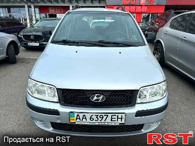 Сірий Хендай Матрікс, об'ємом двигуна 1.6 л та пробігом 205 тис. км за 3500 $, фото 1 на Automoto.ua