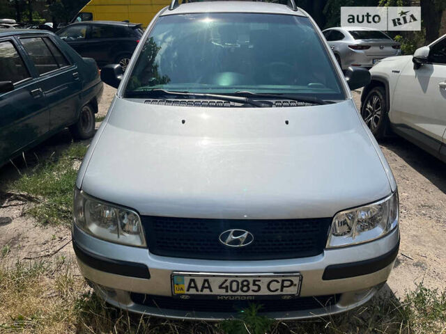 Серый Хендай Матрикс, объемом двигателя 1.49 л и пробегом 179 тыс. км за 3999 $, фото 1 на Automoto.ua