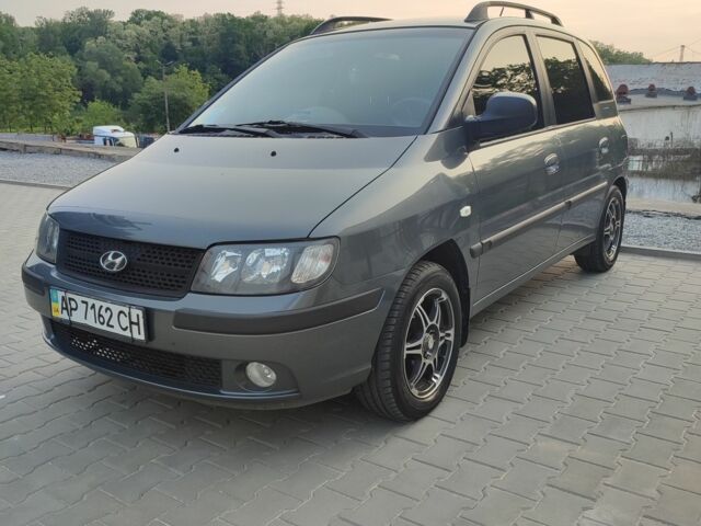 Сірий Хендай Матрікс, об'ємом двигуна 1.8 л та пробігом 91 тис. км за 4200 $, фото 1 на Automoto.ua