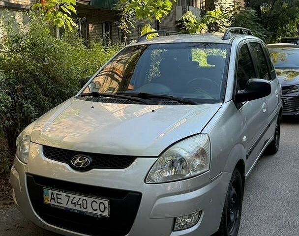 Сірий Хендай Матрікс, об'ємом двигуна 1.8 л та пробігом 180 тис. км за 5300 $, фото 1 на Automoto.ua