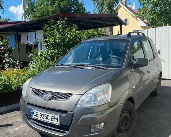 Серый Хендай Матрикс, объемом двигателя 1.5 л и пробегом 168 тыс. км за 4100 $, фото 1 на Automoto.ua