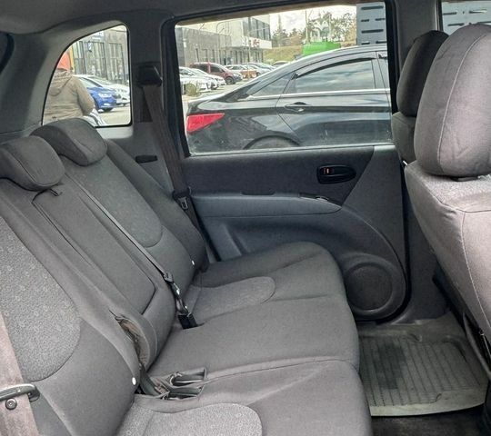 Сірий Хендай Матрікс, об'ємом двигуна 0 л та пробігом 114 тис. км за 5800 $, фото 1 на Automoto.ua