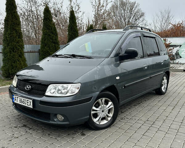 Сірий Хендай Матрікс, об'ємом двигуна 1.8 л та пробігом 190 тис. км за 5000 $, фото 1 на Automoto.ua