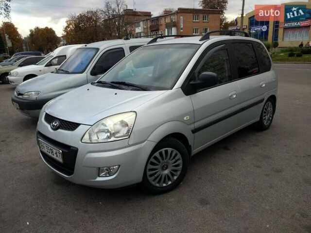 Серый Хендай Матрикс, объемом двигателя 1.6 л и пробегом 231 тыс. км за 5199 $, фото 1 на Automoto.ua