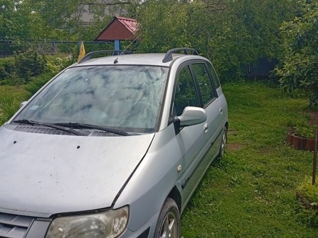 Сірий Хендай Матрікс, об'ємом двигуна 1.5 л та пробігом 180 тис. км за 2949 $, фото 1 на Automoto.ua