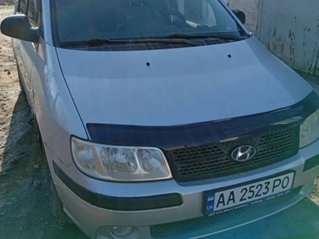 Сірий Хендай Матрікс, об'ємом двигуна 1.8 л та пробігом 200 тис. км за 4500 $, фото 1 на Automoto.ua