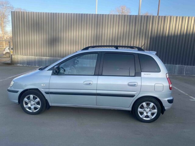 Серый Хендай Матрикс, объемом двигателя 1.8 л и пробегом 192 тыс. км за 4999 $, фото 1 на Automoto.ua