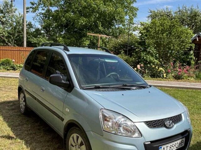 Синий Хендай Матрикс, объемом двигателя 1.6 л и пробегом 150 тыс. км за 4600 $, фото 1 на Automoto.ua