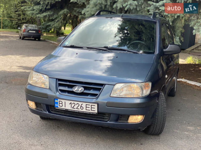 Синий Хендай Матрикс, объемом двигателя 1.6 л и пробегом 240 тыс. км за 3550 $, фото 1 на Automoto.ua