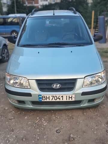 Синий Хендай Матрикс, объемом двигателя 1.49 л и пробегом 302 тыс. км за 3100 $, фото 1 на Automoto.ua