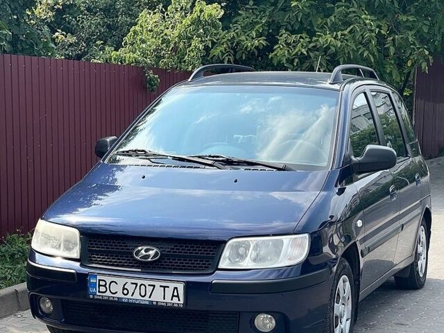 Синий Хендай Матрикс, объемом двигателя 1.8 л и пробегом 142 тыс. км за 5000 $, фото 1 на Automoto.ua