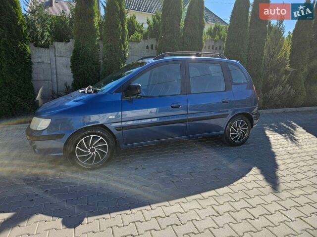 Синий Хендай Матрикс, объемом двигателя 1.8 л и пробегом 143 тыс. км за 4800 $, фото 1 на Automoto.ua