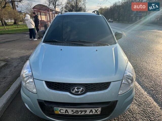 Синий Хендай Матрикс, объемом двигателя 1.5 л и пробегом 214 тыс. км за 4800 $, фото 1 на Automoto.ua