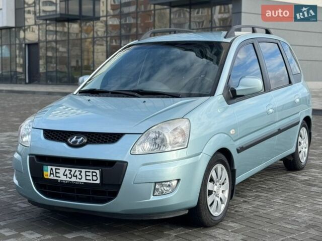 Синій Хендай Матрікс, об'ємом двигуна 1.8 л та пробігом 143 тис. км за 5499 $, фото 1 на Automoto.ua