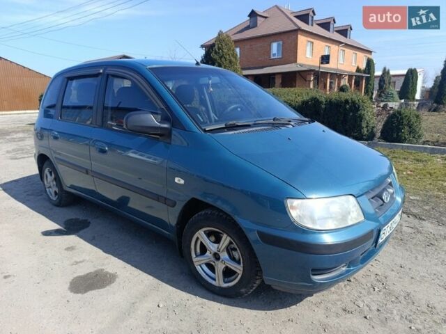 Зеленый Хендай Матрикс, объемом двигателя 1.6 л и пробегом 260 тыс. км за 3600 $, фото 1 на Automoto.ua