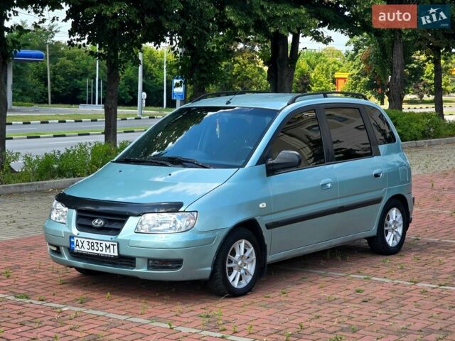 Зеленый Хендай Матрикс, объемом двигателя 1.6 л и пробегом 240 тыс. км за 3500 $, фото 1 на Automoto.ua