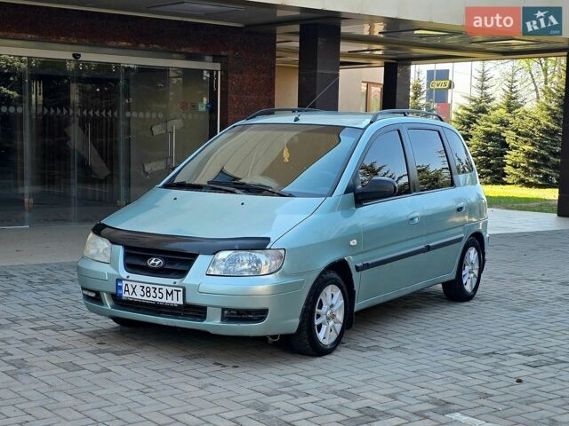 Зеленый Хендай Матрикс, объемом двигателя 1.6 л и пробегом 240 тыс. км за 2999 $, фото 1 на Automoto.ua