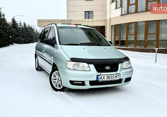 Зеленый Хендай Матрикс, объемом двигателя 1.6 л и пробегом 239 тыс. км за 3200 $, фото 1 на Automoto.ua