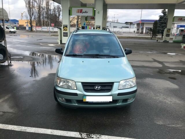 Зеленый Хендай Матрикс, объемом двигателя 1.6 л и пробегом 256 тыс. км за 4500 $, фото 1 на Automoto.ua