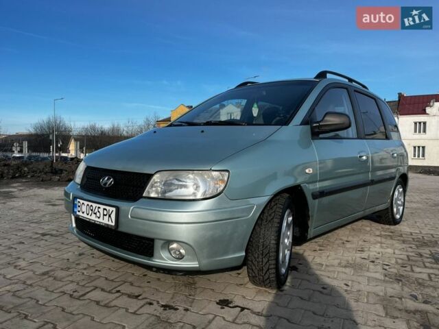 Зеленый Хендай Матрикс, объемом двигателя 1.5 л и пробегом 370 тыс. км за 3300 $, фото 1 на Automoto.ua