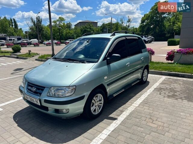 Зеленый Хендай Матрикс, объемом двигателя 1.6 л и пробегом 206 тыс. км за 5000 $, фото 1 на Automoto.ua