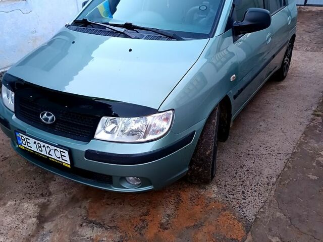 Зеленый Хендай Матрикс, объемом двигателя 1.6 л и пробегом 171 тыс. км за 4550 $, фото 1 на Automoto.ua