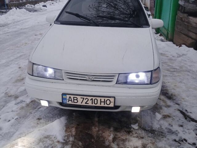 Білий Хендай Поні, об'ємом двигуна 1.5 л та пробігом 367 тис. км за 1700 $, фото 1 на Automoto.ua