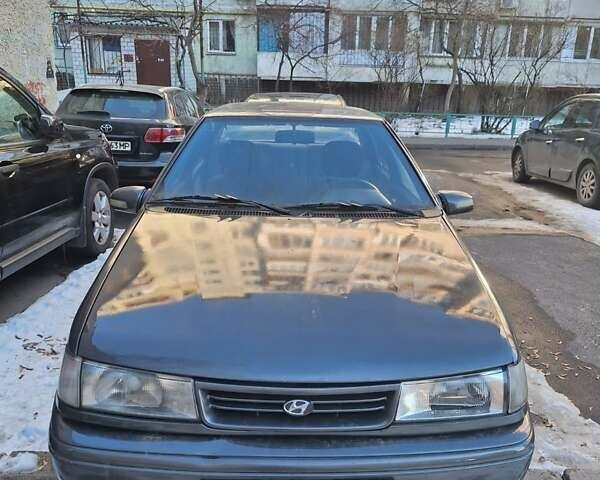 Сірий Хендай Поні, об'ємом двигуна 1.5 л та пробігом 200 тис. км за 1200 $, фото 1 на Automoto.ua