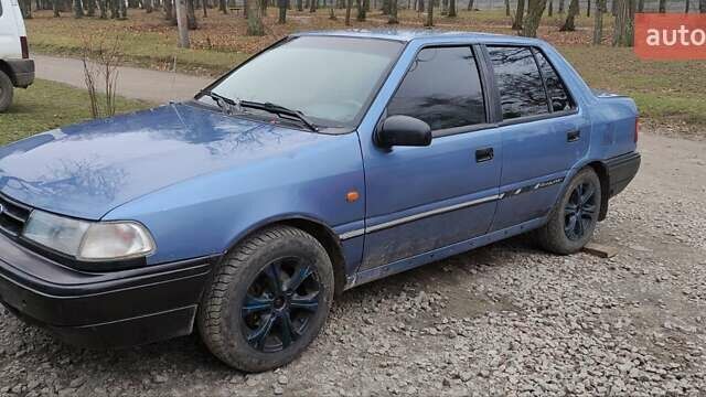 Синий Хендай Пони, объемом двигателя 1.5 л и пробегом 240 тыс. км за 950 $, фото 1 на Automoto.ua