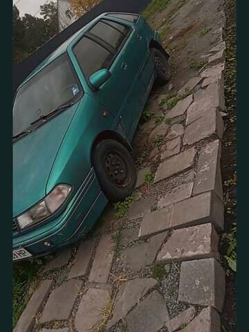 Зеленый Хендай Пони, объемом двигателя 2 л и пробегом 312 тыс. км за 1300 $, фото 1 на Automoto.ua