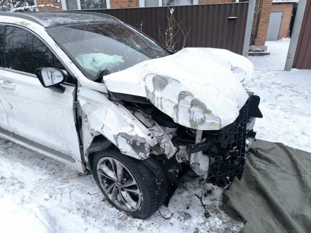 Білий Хендай Санта Фе, об'ємом двигуна 2 л та пробігом 130 тис. км за 10200 $, фото 1 на Automoto.ua