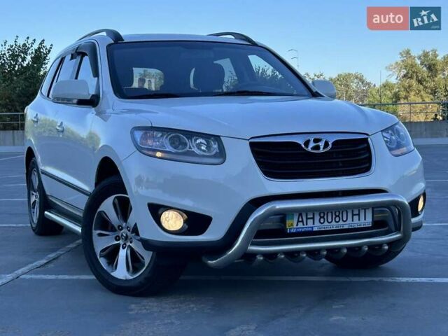 Білий Хендай Санта Фе, об'ємом двигуна 2.2 л та пробігом 138 тис. км за 14950 $, фото 1 на Automoto.ua